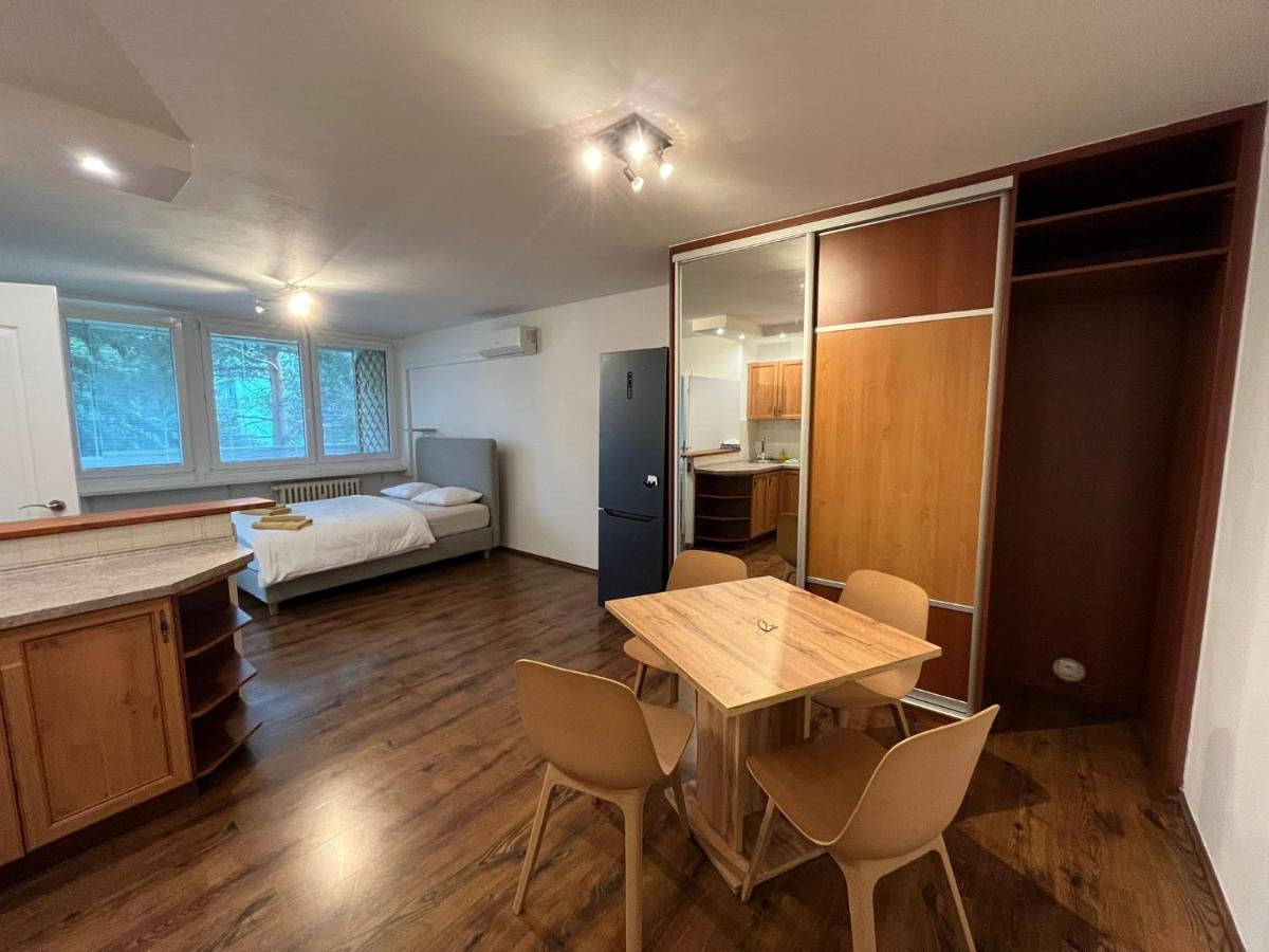 Invalidovna Apartment Praha Eksteriør bilde