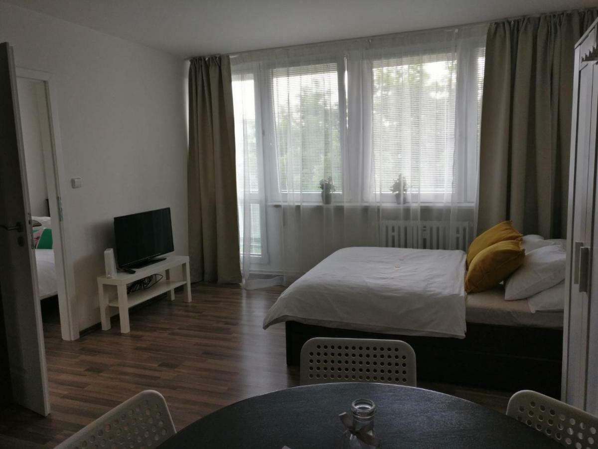 Invalidovna Apartment Praha Eksteriør bilde