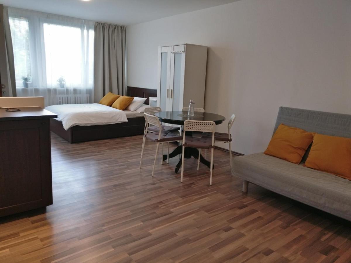 Invalidovna Apartment Praha Eksteriør bilde